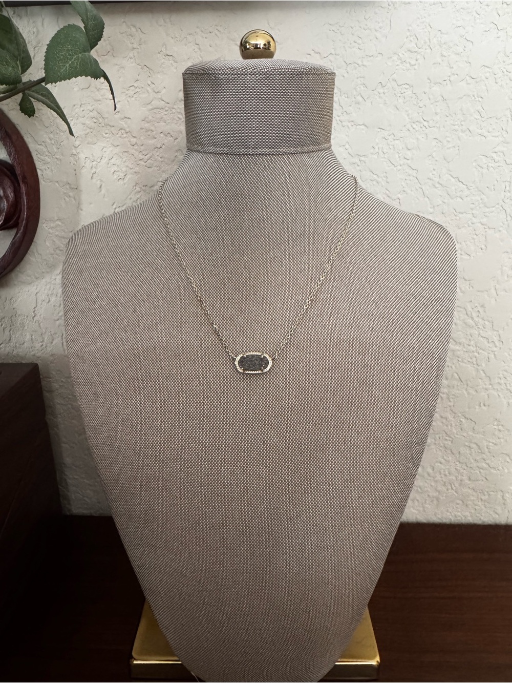 Kendra Scott Elisa Gold Pendant Necklace in Platinum Drusy